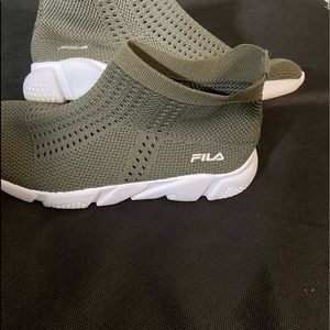 Green casual shoe